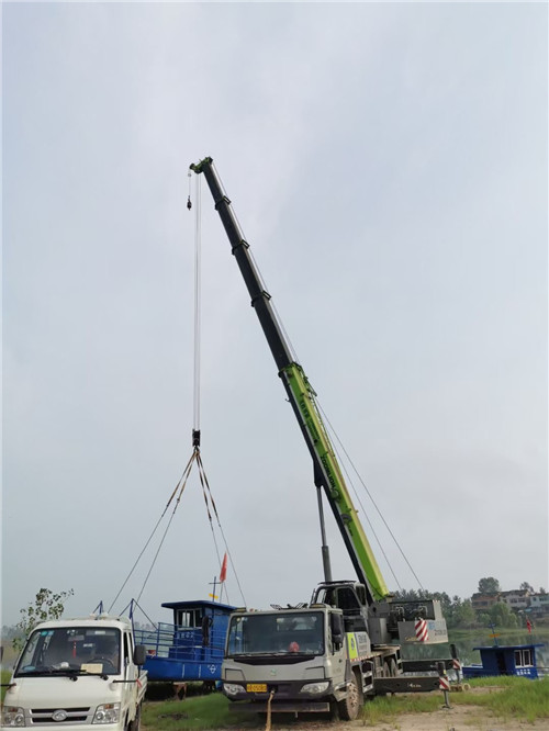 遂平县桥梁建设吊装案例